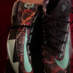 Nike Multicolor Geometric Sneakers